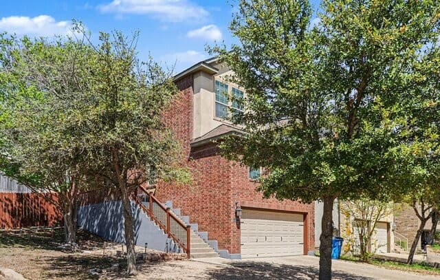 3-bedroom rental at 1327 Tweed Willow in San Antonio, TX — photo 5