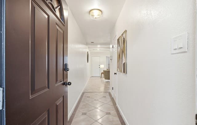 3-bedroom rental at 4706 Esterbrook in San Antonio, TX — photo 5