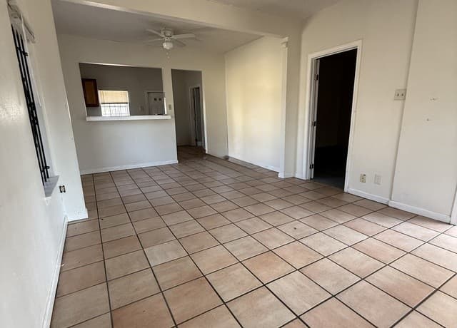 2-bedroom rental at 339 Ceralvo in San Antonio, TX — photo 3