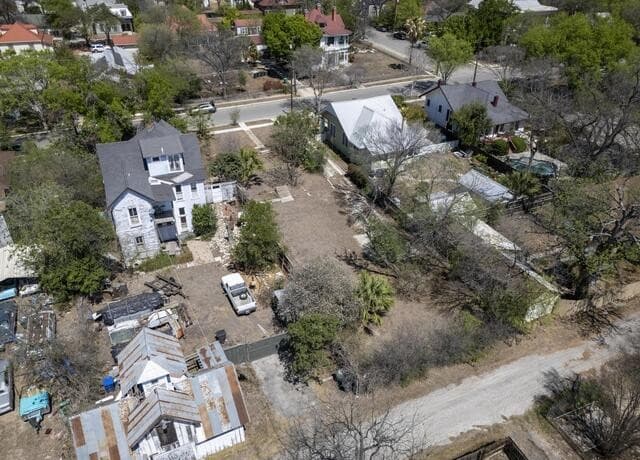rental at 810 Mason in San Antonio, TX — photo 4