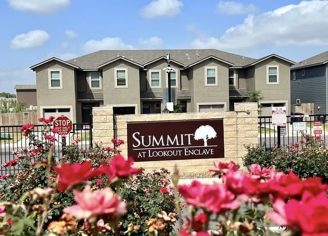 rental at 6427 Luglio in San Antonio, TX — photo 5