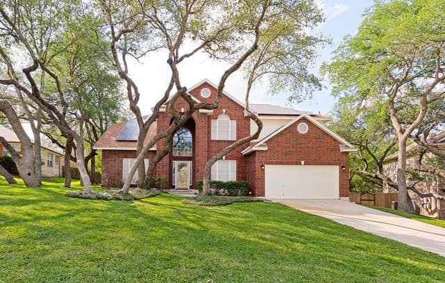 4-bedroom rental at 2817 Valencia Ln in Schertz, TX — photo 3
