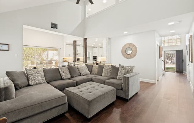 4-bedroom rental at 2817 Valencia Ln in Schertz, TX — photo 4