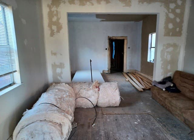 2-bedroom rental at 213 Pendleton Ave in San Antonio, TX — photo 4