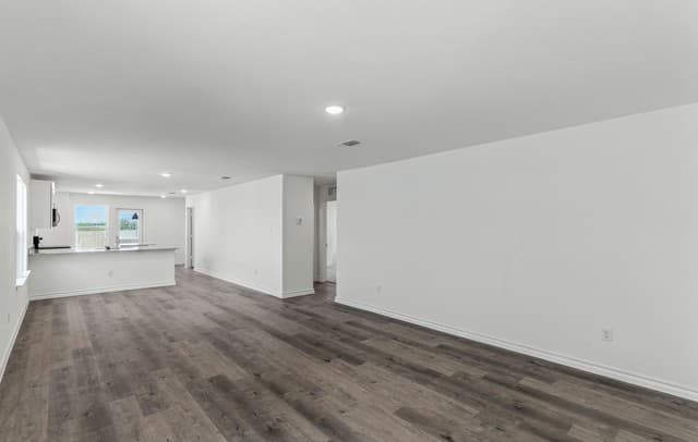4-bedroom rental at 12252 Vaquera Bend in San Antonio, TX — photo 4