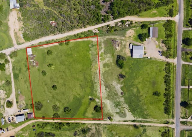 rental at 7293 Fm 327 in Elmendorf, TX — photo 3