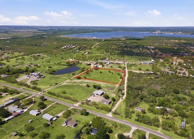 rental at 7293 Fm 327 in Elmendorf, TX — photo 5