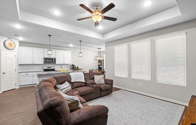 3-bedroom rental at 157 Sycamore in Helotes, TX — photo 5