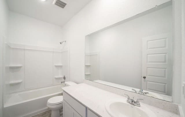 4-bedroom rental at 16531 Ginger Crossing in Elmendorf, TX — photo 3