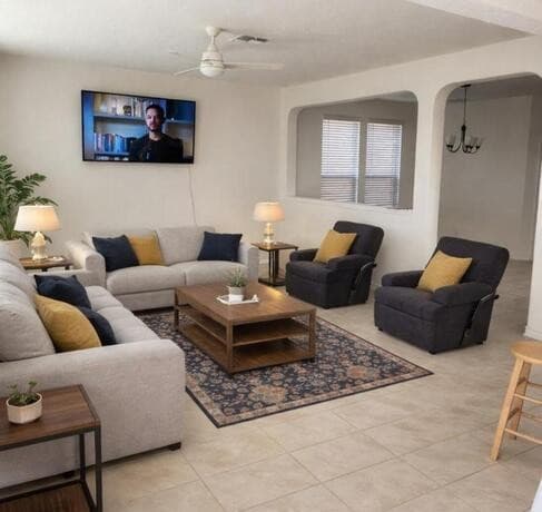 4-bedroom rental at 5822 Agave Spine in San Antonio, TX — photo 3