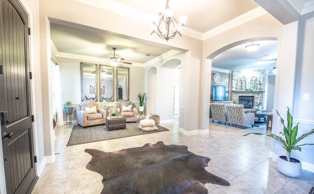 4-bedroom rental at 1906 Capella Creek in San Antonio, TX — photo 2