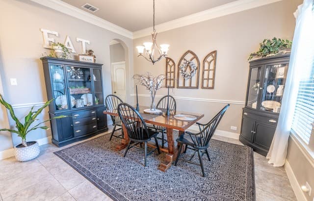 4-bedroom rental at 1906 Capella Creek in San Antonio, TX — photo 5