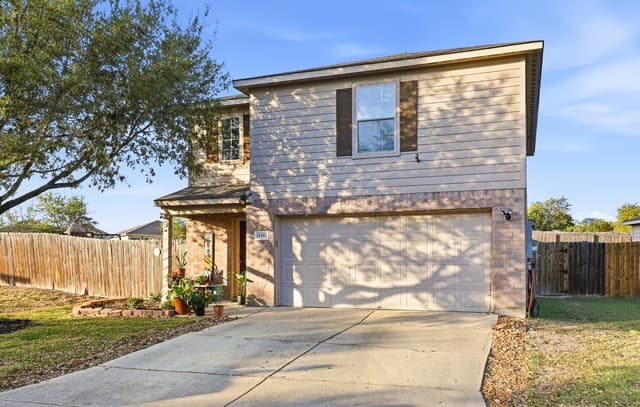3-bedroom rental at 11267 Magic in San Antonio, TX — photo 4