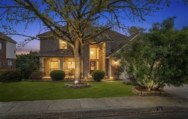 6-bedroom rental at 38 Cellini in San Antonio, TX — photo 4