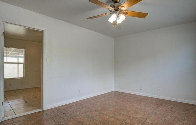 3-bedroom rental at 5434 Plumtree Dr in San Antonio, TX — photo 5