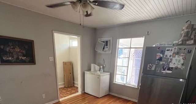 2-bedroom rental at 127 Grecian Dr in San Antonio, TX — photo 5