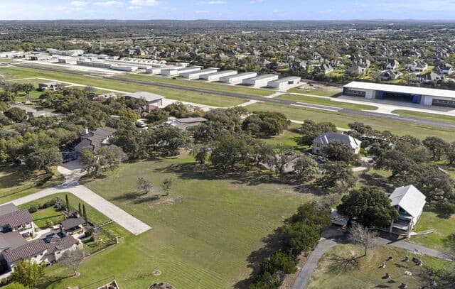 rental at 17 Boerne Stage Airfield in Boerne, TX — photo 1