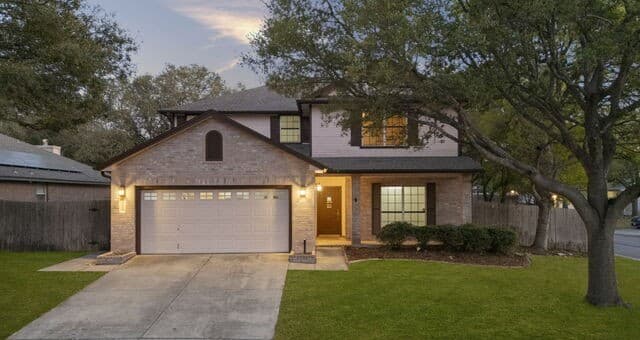 3-bedroom rental at 6226 Stable Creek Dr in San Antonio, TX — photo 2