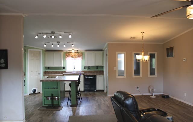 3-bedroom rental at 3554 Fm 1332 in Jourdanton, TX — photo 3
