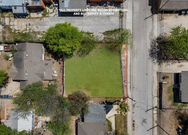 rental at 309 Albert in San Antonio, TX — photo 2