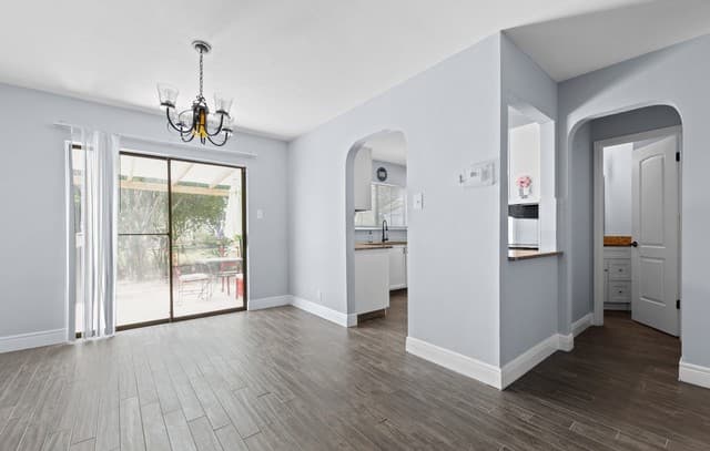 3-bedroom rental at 12811 Huntsman Lake Dr in San Antonio, TX — photo 4