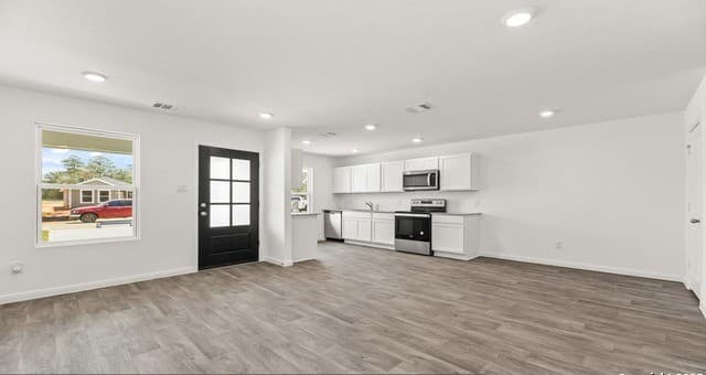 2-bedroom rental at 14864 Gold Lace Cactus in San Antonio, TX — photo 4