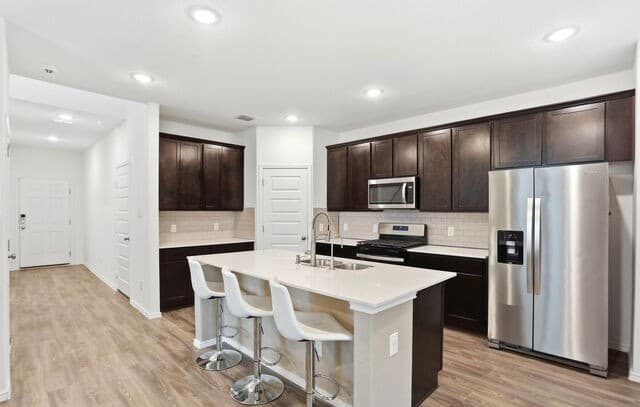 3-bedroom rental at 13250 Hagerd in St Hedwig, TX — photo 1