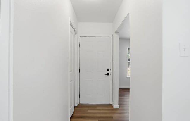 3-bedroom rental at 9518 Brightview St in San Antonio, TX — photo 5