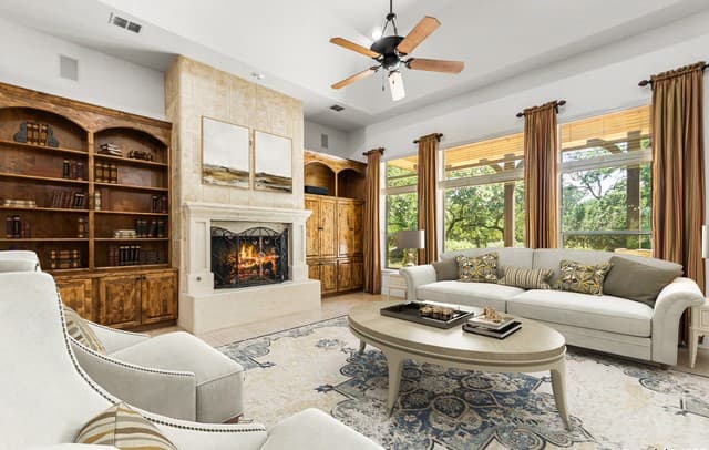 4-bedroom rental at 102 Arroyo in Boerne, TX — photo 3