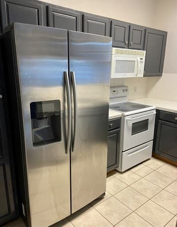 2-bedroom rental at 40 Chapel Hill Unit 40 in San Antonio, TX — photo 3