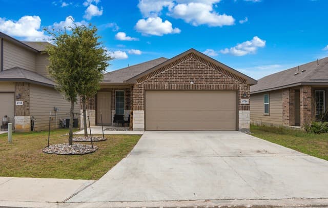 3-bedroom rental at 4714 Pillay Way in San Antonio, TX — photo 2