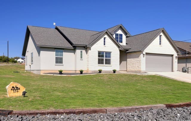 4-bedroom rental at 132 Frank Jones in Blanco, TX — photo 1