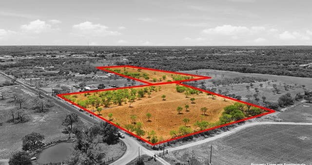 rental at TBD County Road 329 in Floresville, TX — photo 1