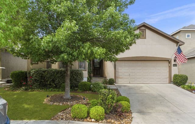 3-bedroom rental at 26323 Tuscan Cv in San Antonio, TX — photo 2