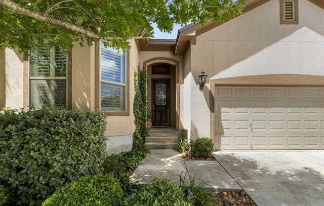 3-bedroom rental at 26323 Tuscan Cv in San Antonio, TX — photo 3