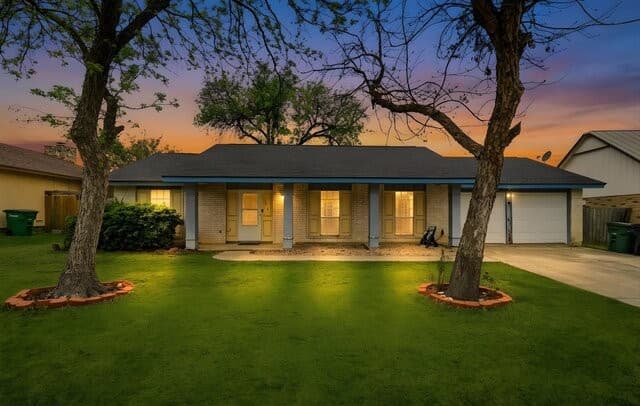 3-bedroom rental at 5818 Burgoyne St in San Antonio, TX — photo 1