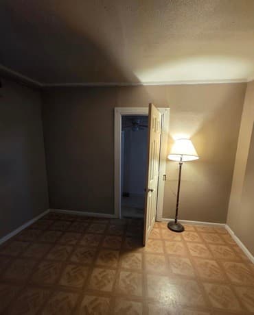 4-bedroom rental at 619 San Bernardo in San Antonio, TX — photo 4
