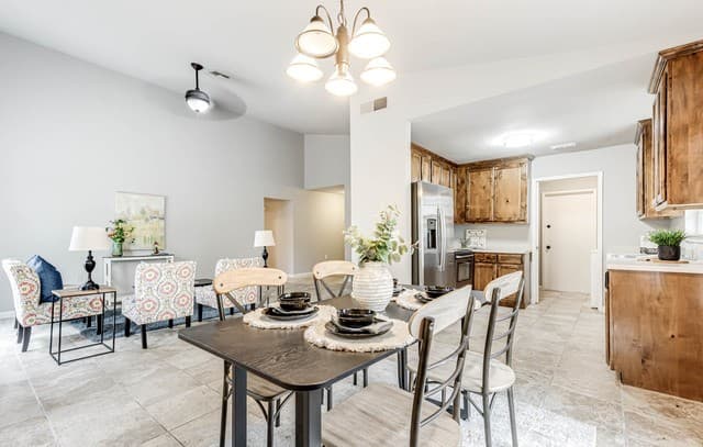 3-bedroom rental at 4635 La Loma St in San Antonio, TX — photo 5