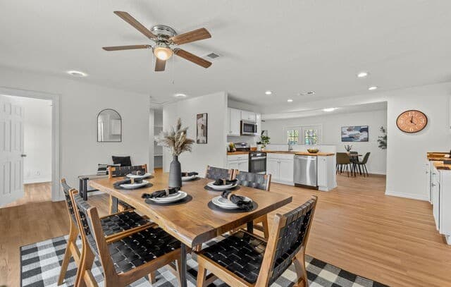 4-bedroom rental at 6531 Buena Vista in San Antonio, TX — photo 3