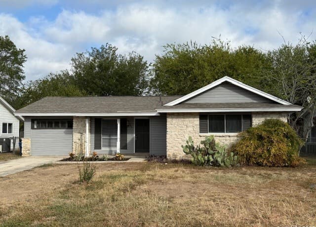 3-bedroom rental at 7331 Still Brook in San Antonio, TX — photo 1