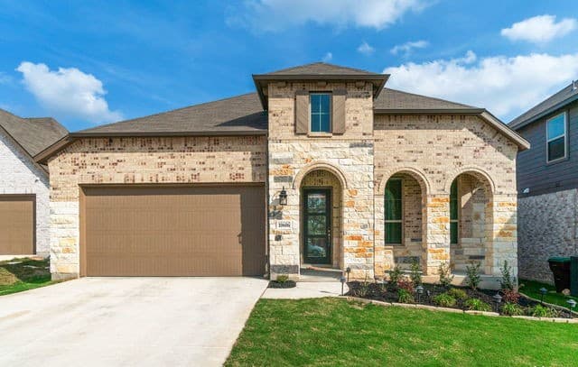 4-bedroom rental at 10606 Revolver Trail in San Antonio, TX — photo 1
