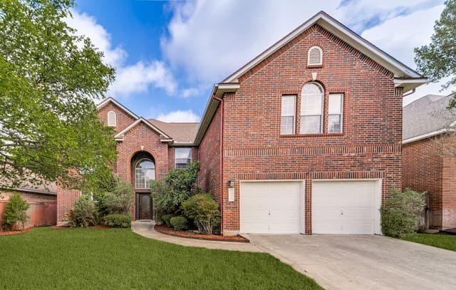 5-bedroom rental at 2519 Ox Eye in San Antonio, TX — photo 1