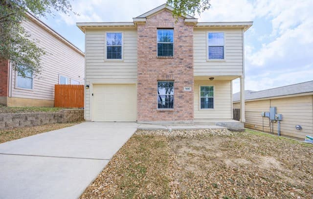 3-bedroom rental at 5851 Wildcat Canyon in San Antonio, TX — photo 2
