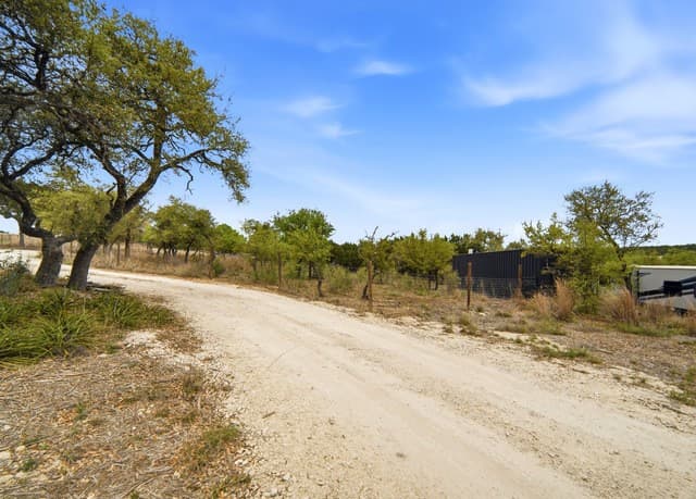 rental at 132 Fm 474 in Boerne, TX — photo 3