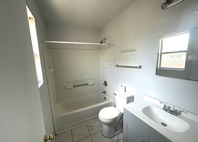 3-bedroom rental at 1310 Melissa Sue in San Antonio, TX — photo 5