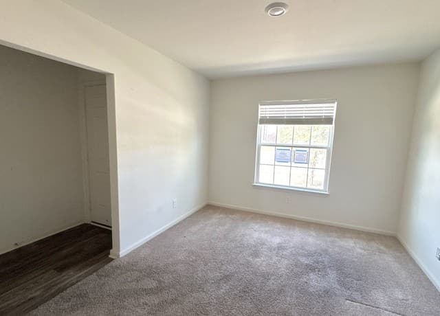 3-bedroom rental at 15314 Escalante Pass in Von Ormy, TX — photo 3