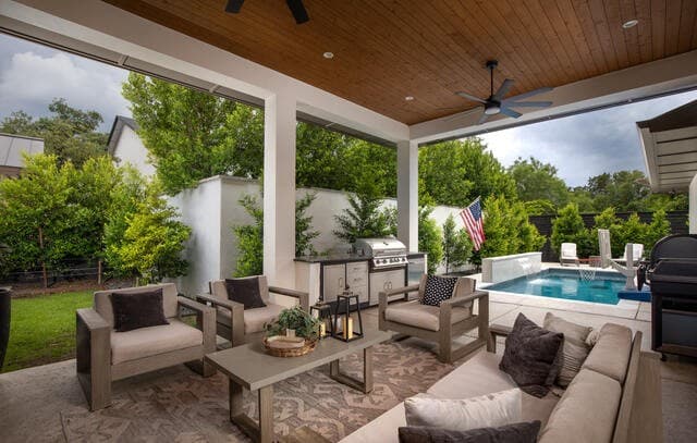 4-bedroom rental at 312 Frey St in Boerne, TX — photo 1