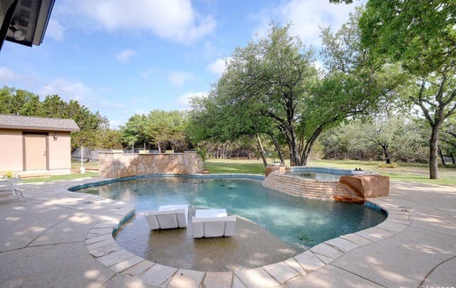 4-bedroom rental at 101 La Rosa Drive in Blanco, TX — photo 1