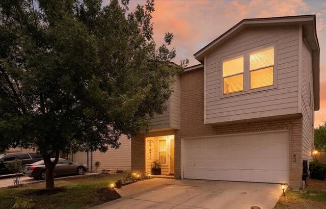 3-bedroom rental at 5322 Harefield in San Antonio, TX — photo 1