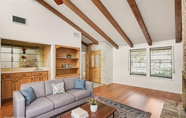 3-bedroom rental at 13622 Landmark in San Antonio, TX — photo 5